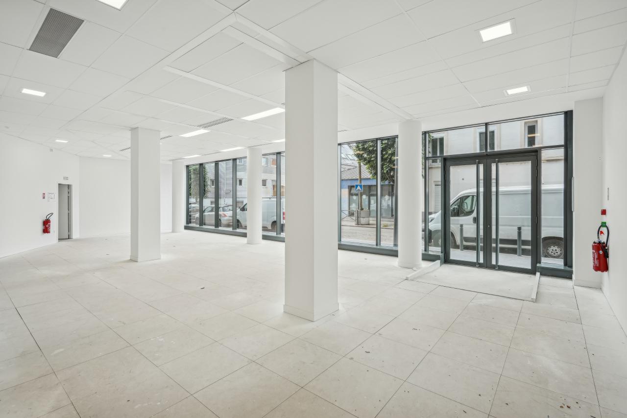 Bureau Saint-Ouen 9822m² Location bureau Saint-Ouen Seine-Saint-Denis OLBUR2104933 3